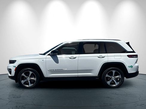 Used 2024 Jeep Grand Cherokee Limited 4xe AWD/4WD image 7
