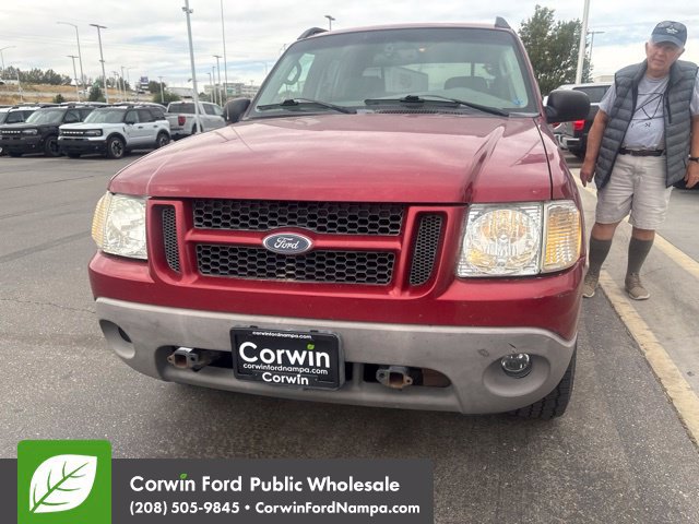 Used 2003 Ford Explorer Sport Trac XLT AWD/4WD image 2