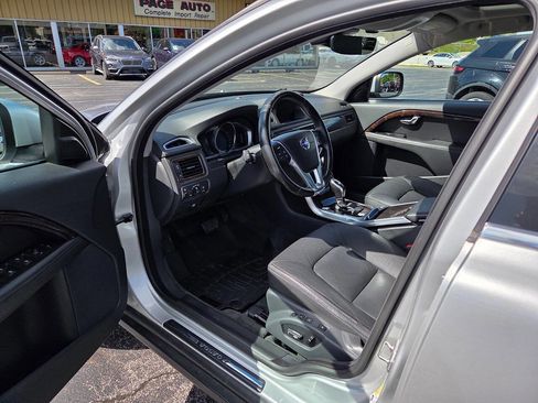 Used 2016 Volvo XC70 T5 Premier image 9