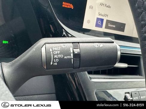 Certified 2023 Lexus ES 300h w/ Premium Package FWD image 36