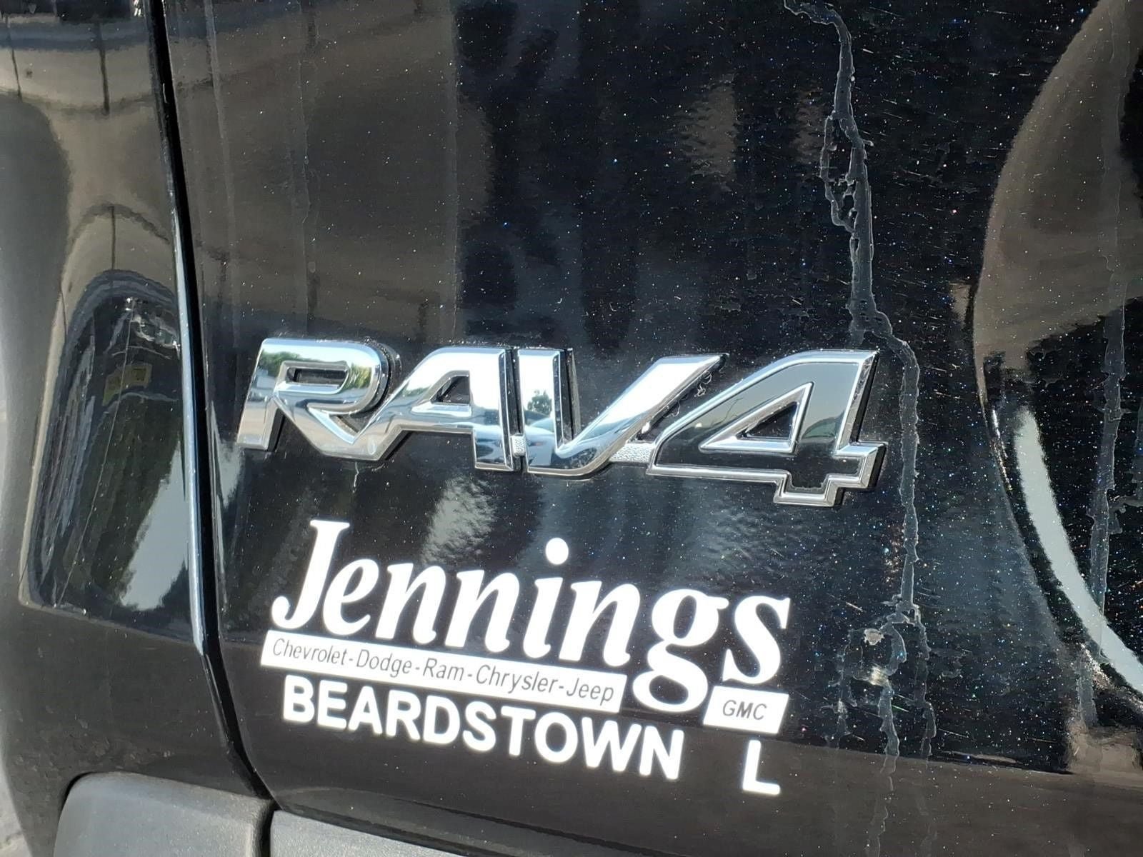 Used 2024 Toyota RAV4 XLE FWD image 25