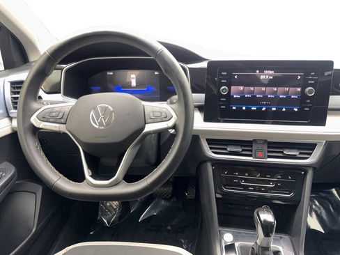 Used 2025 Volkswagen Taos SE FWD image 54