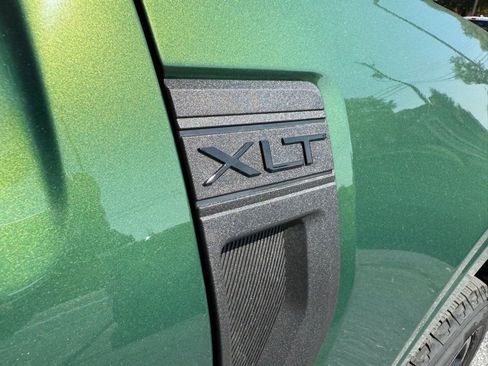 New 2025 Ford Maverick XLT w/ XLT Luxury Package image 30