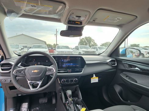 New 2026 Chevrolet TrailBlazer LT w/ Convenience Package image 21