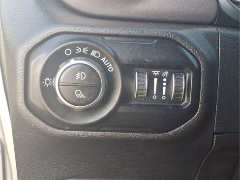 Used 2021 Jeep Gladiator Mojave AWD/4WD image 19