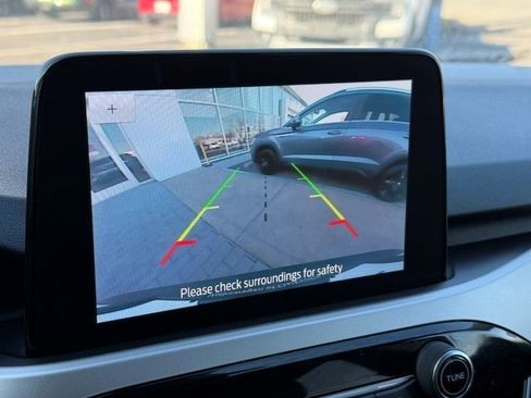 Used 2020 Ford Escape SE image 26