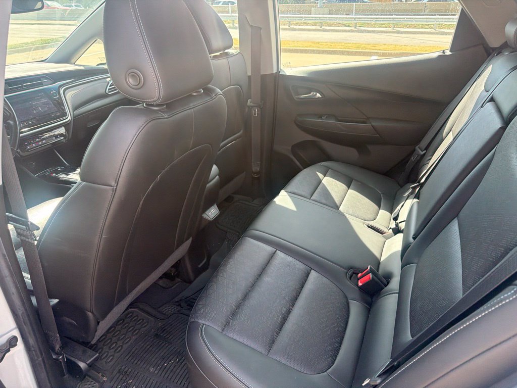 Used 2022 Chevrolet Bolt LT w/ Infotainment Package FWD image 19