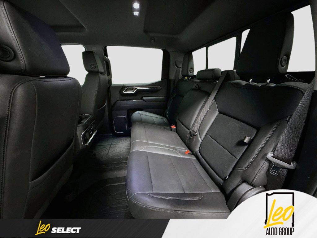 Used 2024 Chevrolet Silverado 1500 LTZ w/ Technology Package AWD/4WD image 28