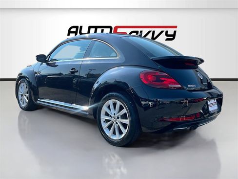 Used 2019 Volkswagen Beetle 2.0T SE image 5