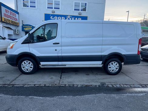 Used 2017 Ford Transit 250 130 Low Roof w/ Exterior Upgrade Package image 8