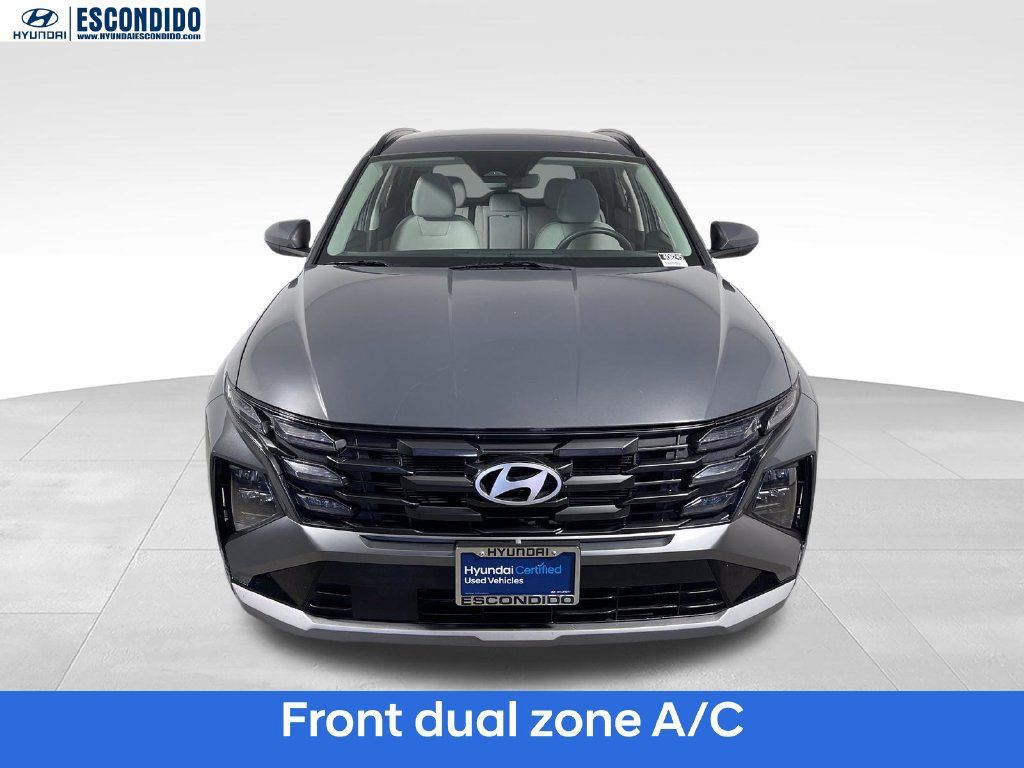 Certified 2025 Hyundai Tucson SEL FWD image 9