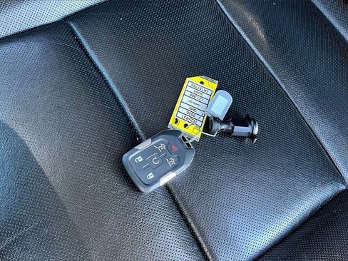 Used 2020 GMC Yukon SLT image 11