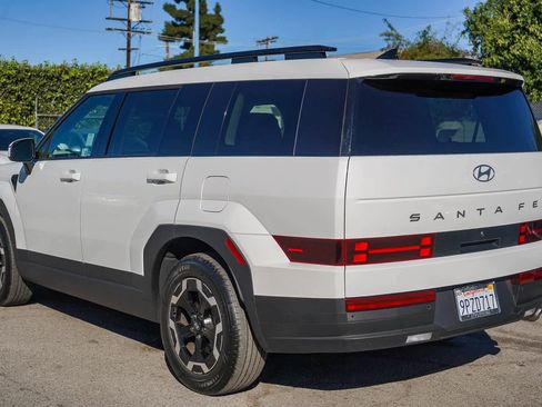 Used 2025 Hyundai Santa Fe SEL image 6
