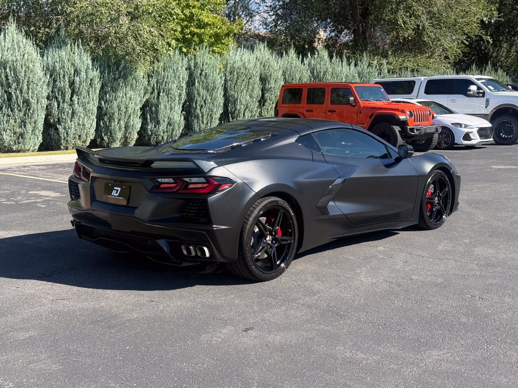 Used 2022 Chevrolet Corvette Stingray Coupe w/ Battery Protection Package RWD image 9