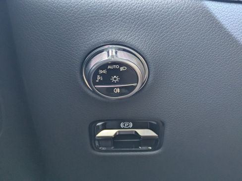 New 2026 Mercedes-Benz GLC 300 image 27