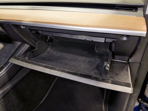 Used 2021 Tesla Model Y Performance image 20