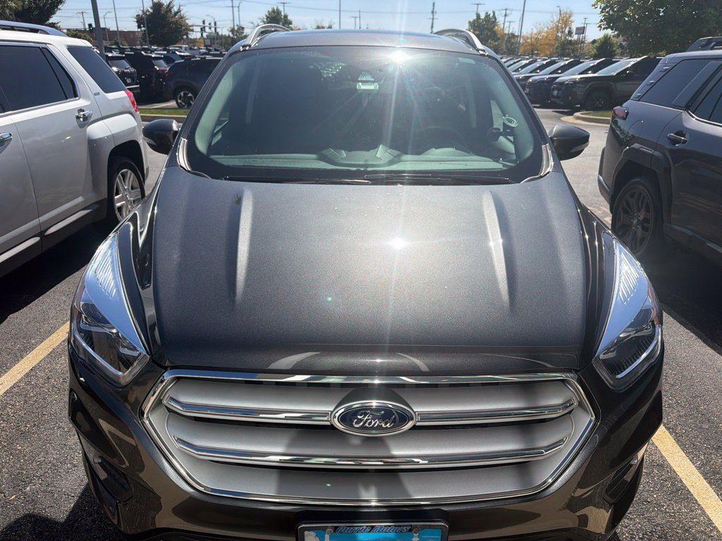 Used 2019 Ford Escape Titanium AWD/4WD image 2