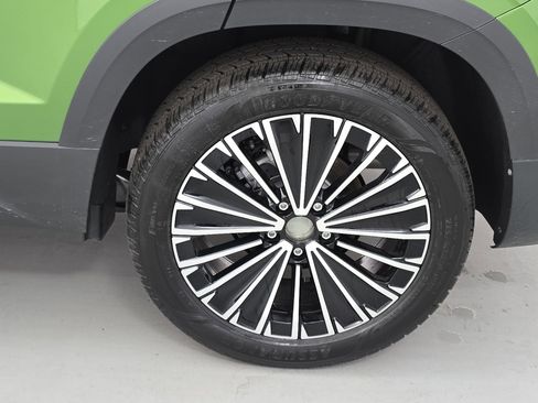 New 2026 Volkswagen Taos SE image 33