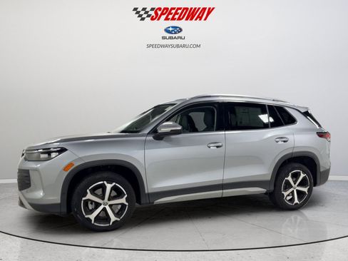 Certified 2025 Volkswagen Tiguan SE AWD/4WD image 11