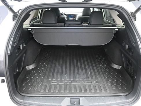 Used 2023 Subaru Outback Onyx Edition XT image 23