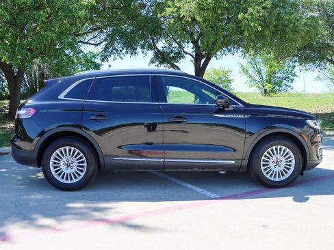 Used 2019 Lincoln Nautilus FWD image 8