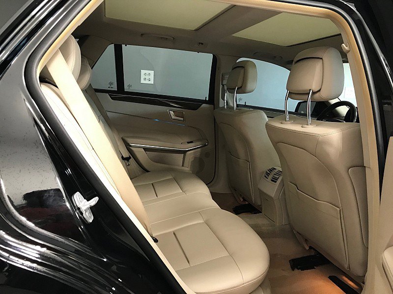 Used 2016 Mercedes-Benz E 350 4MATIC Wagon w/ Premium Package image 16