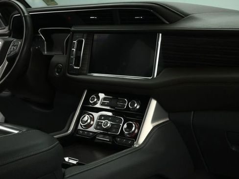 Used 2021 GMC Yukon Denali w/ Denali Premium Package RWD image 70