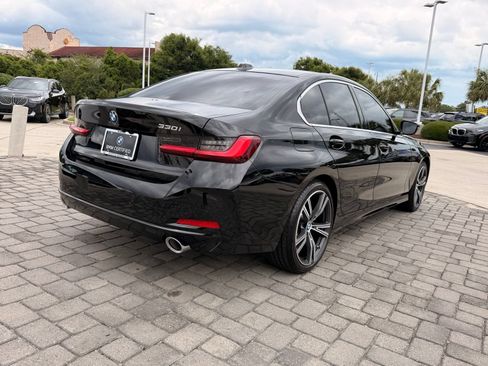Certified 2024 BMW 330i Sedan w/ Convenience Package RWD image 9