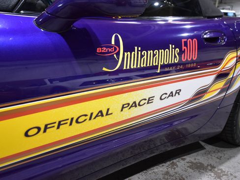 Used 1998 Chevrolet Corvette Convertible w/ Memory Pkg image 12