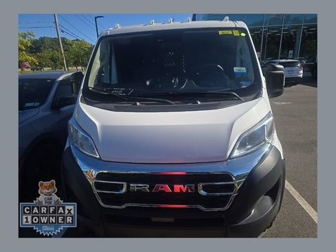 Used 2025 RAM ProMaster 2500 w/ U-Haul Equipment Group FWD image 1