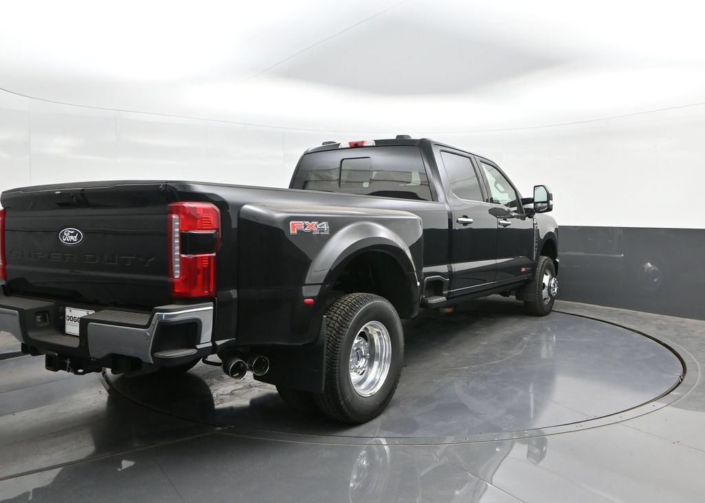 New 2027 Ford F350 Lariat w/ Lariat Ultimate Package AWD/4WD image 11