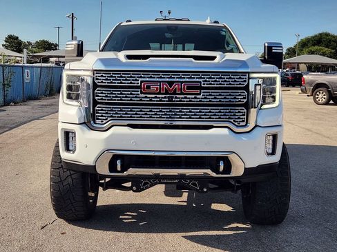 Used 2021 GMC Sierra 2500 Denali w/ Denali Ultimate Package AWD/4WD image 2