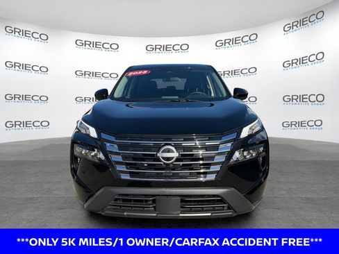 Certified 2025 Nissan Rogue SV FWD image 2