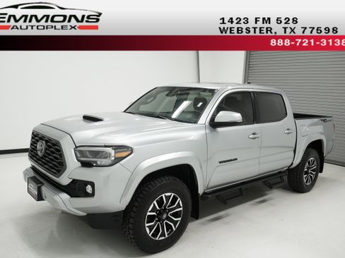 Used 2022 Toyota Tacoma TRD Sport w/ TRD Premium Sport Package image 1