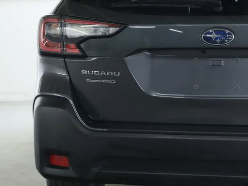 Used 2023 Subaru Outback Premium image 42