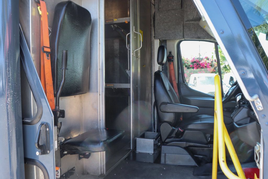 Used 2021 Ford Transit 350 DRW RWD image 34