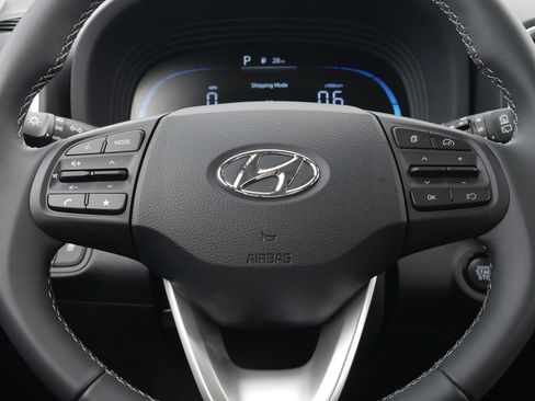 New 2026 Hyundai Venue SEL FWD image 36