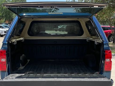 Used 2018 Chevrolet Silverado 1500 LT w/ Texas Edition AWD/4WD image 25