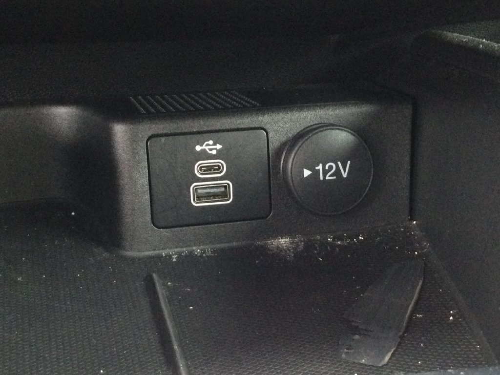 Used 2025 Ford Escape Active AWD/4WD image 22