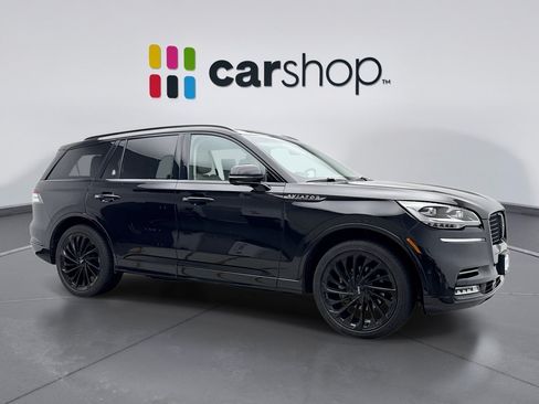Used 2023 Lincoln Aviator Reserve w/ Equipment Group 201A AWD/4WD image 7