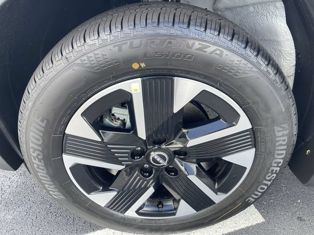 Certified 2026 Nissan Kicks SV AWD/4WD image 15
