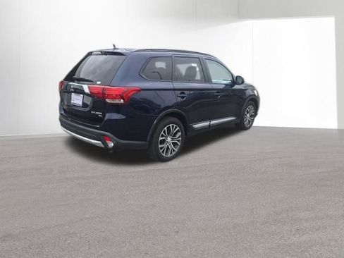 Used 2016 Mitsubishi Outlander SE FWD image 4