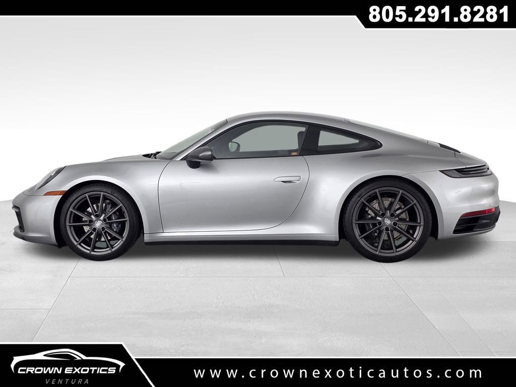 Used 2023 Porsche 911 Carrera T RWD image 4