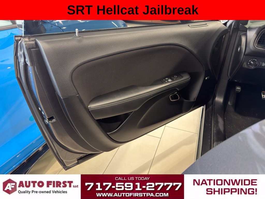 Used 2023 Dodge Challenger SRT Hellcat RWD image 8