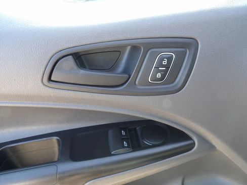 Used 2022 Ford Transit Connect XL image 15