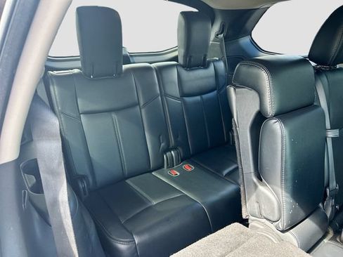 Used 2015 Nissan Pathfinder SL w/ SL Tech Package FWD image 34