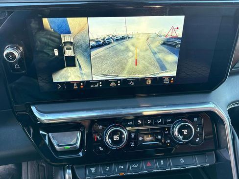 Used 2024 GMC Sierra 2500 Denali Ultimate image 32