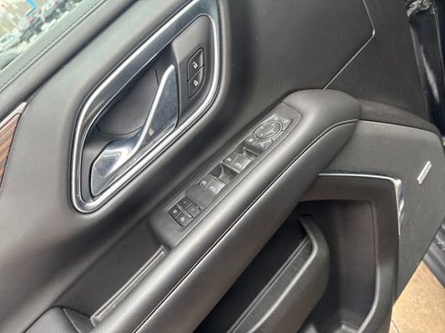 Used 2021 Chevrolet Suburban High Country image 19