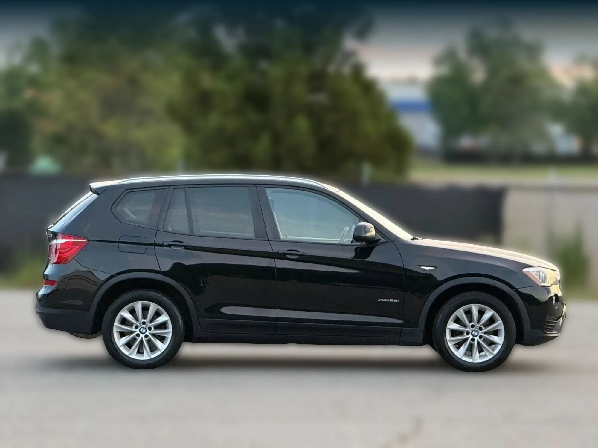 Used 2017 BMW X3 xDrive28i AWD/4WD image 7