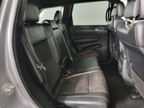 Used 2020 Jeep Grand Cherokee Altitude AWD/4WD image 15